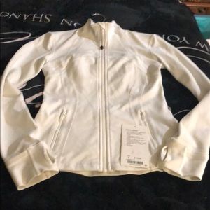 Lululemon White Define Jacket Slimfit Size 4